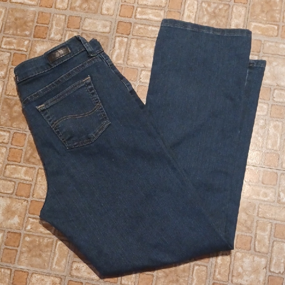 Lee Women's High Rise Dark Blue Jeans Relaxed Waist Size 12